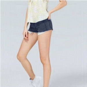 ARITZIA Talula Black Denim Cut Off Shorts - Size 28